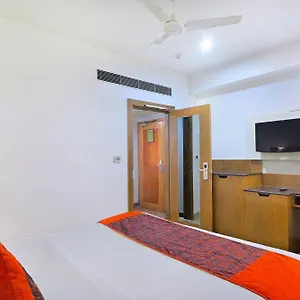 Hotel Hari Piorko Grand - 2 Min From New Railway Station